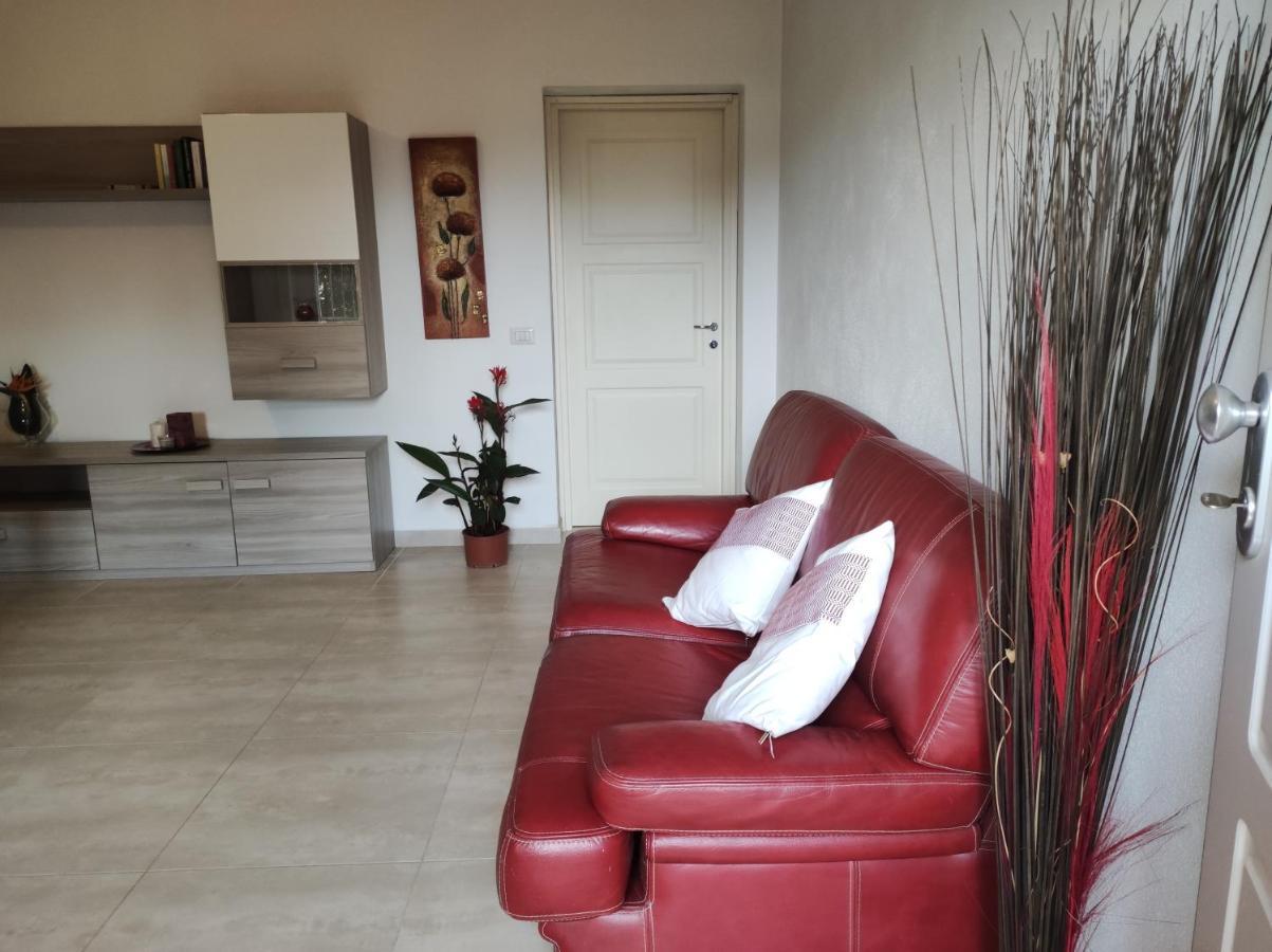 La Casa Di Luca Apartment Olbia Bagian luar foto