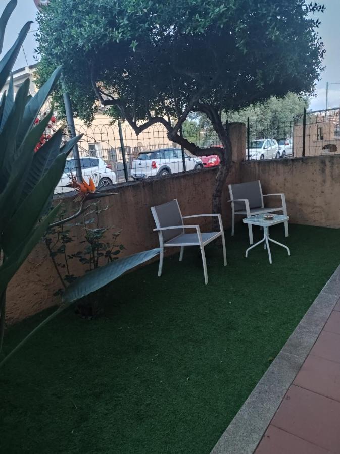 La Casa Di Luca Apartment Olbia Bagian luar foto